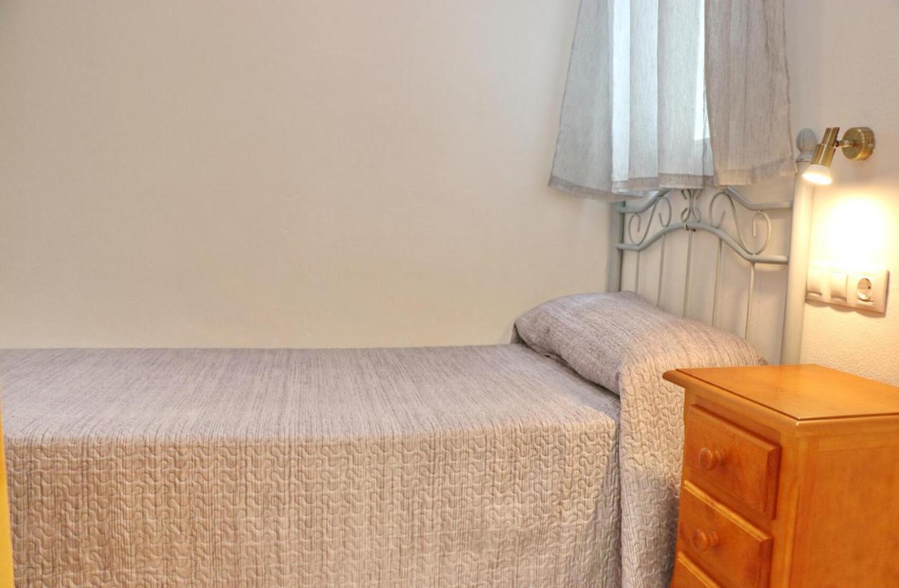 Apartamento Santa Teresa Primera Planta โกนิล เด ลาฟรอนเตรา ภายนอก รูปภาพ