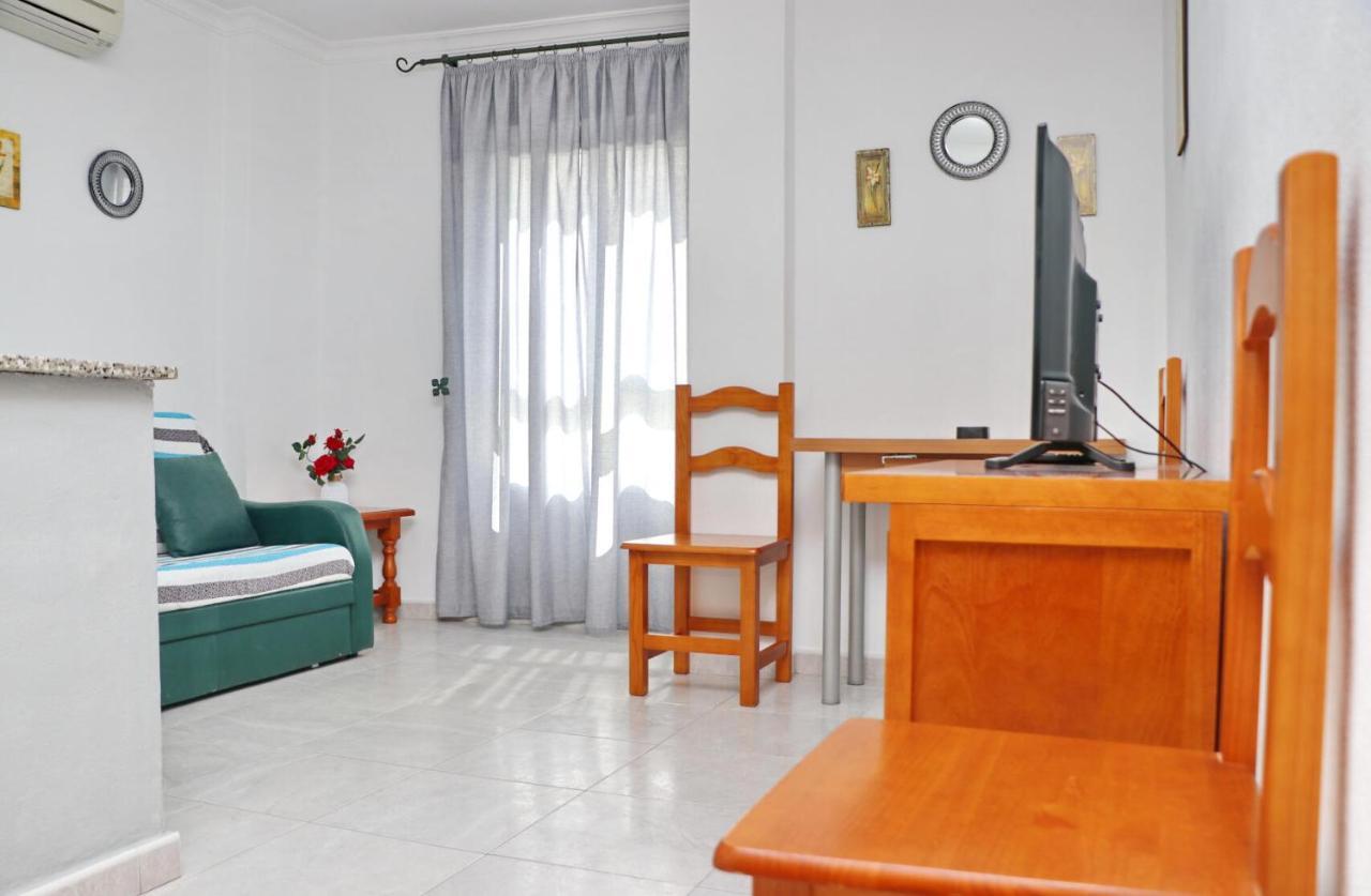 Apartamento Santa Teresa Primera Planta โกนิล เด ลาฟรอนเตรา ภายนอก รูปภาพ