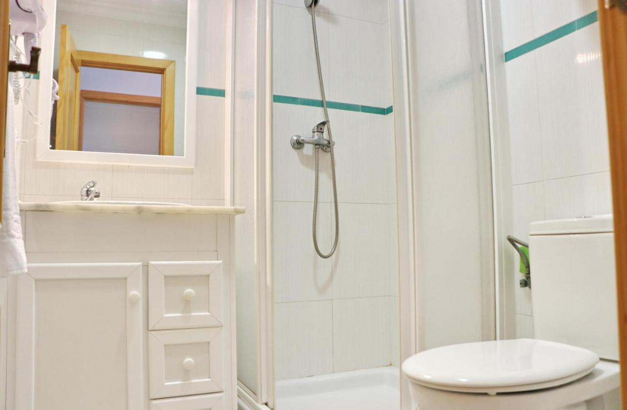 Apartamento Santa Teresa Primera Planta โกนิล เด ลาฟรอนเตรา ภายนอก รูปภาพ